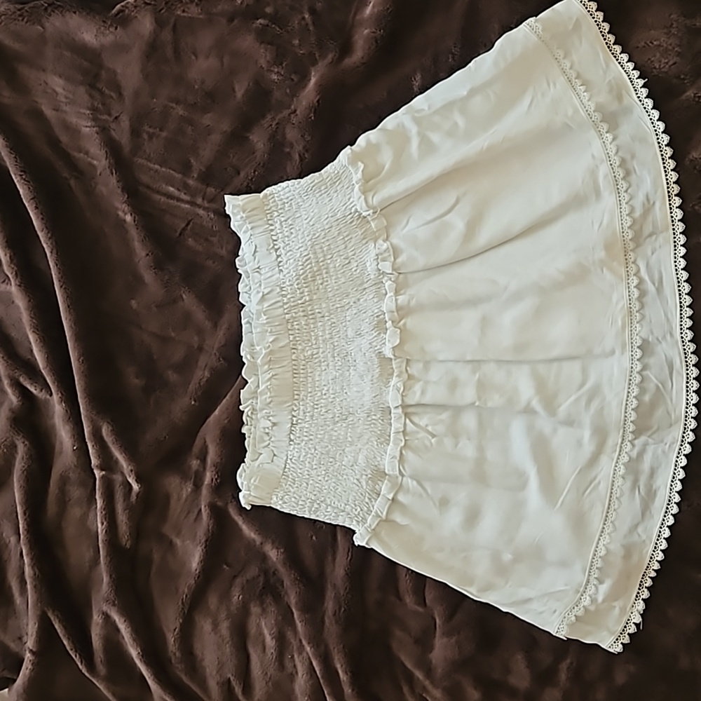 Heartloom skirt white rayon lace detail